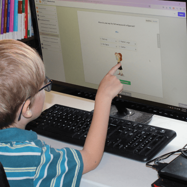 Student learning Spanish in homeschool