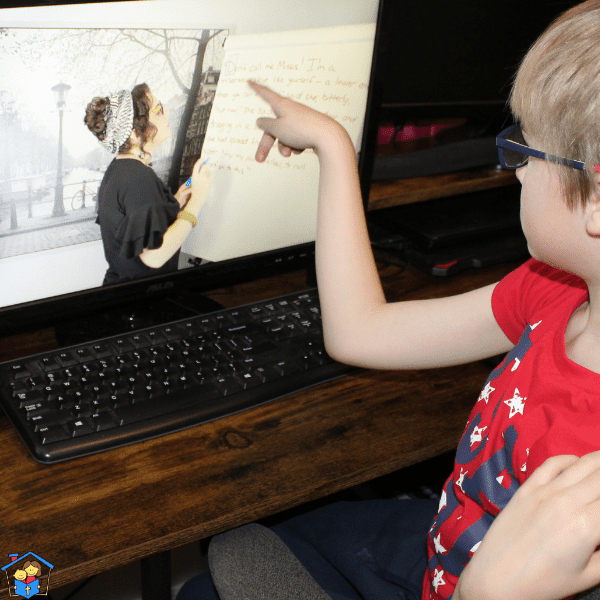 child learning grammar with an online homeschool grammar curriculum