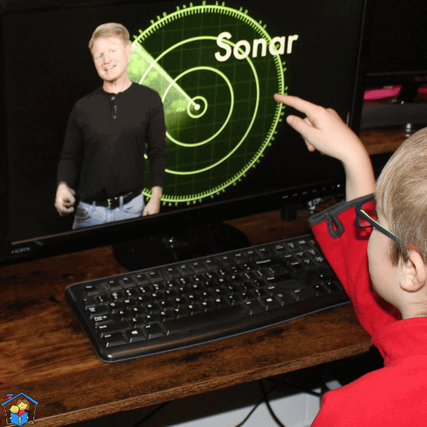 child using an online homeschool vocabulary curriculum